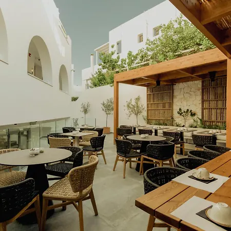 Opal Paros 4*