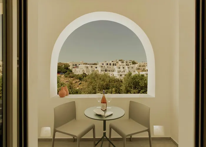 Opal Paros Hotel 4*