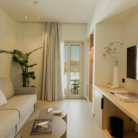 Opal Paros 4*