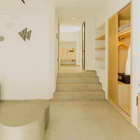Opal Paros 4*