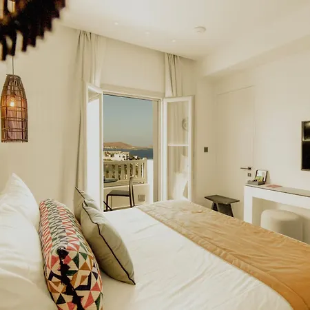 Opal Paros Náoussa